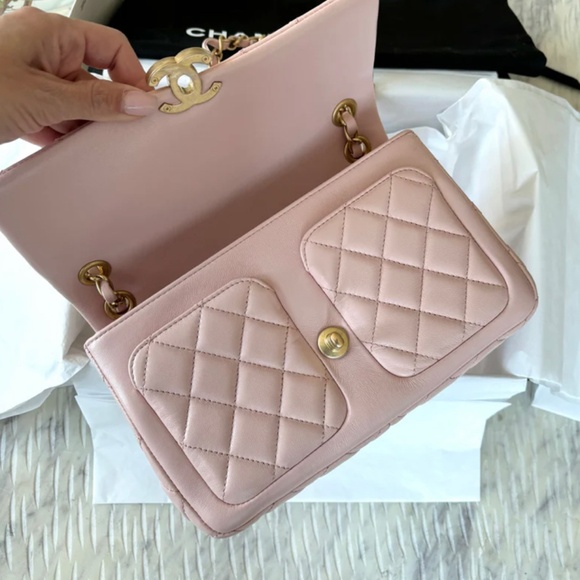 Authentic Chanel Small Double Pocket Flap Bag - Picture 8 of 11